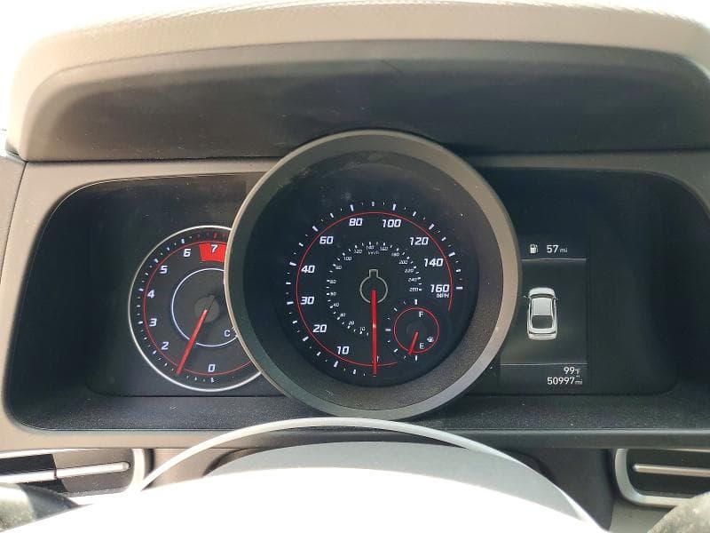 2021 HYUNDAI ELANTRA SEL 9