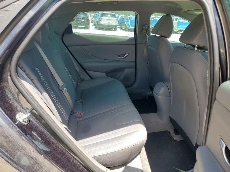 2021 HYUNDAI ELANTRA SEL 10