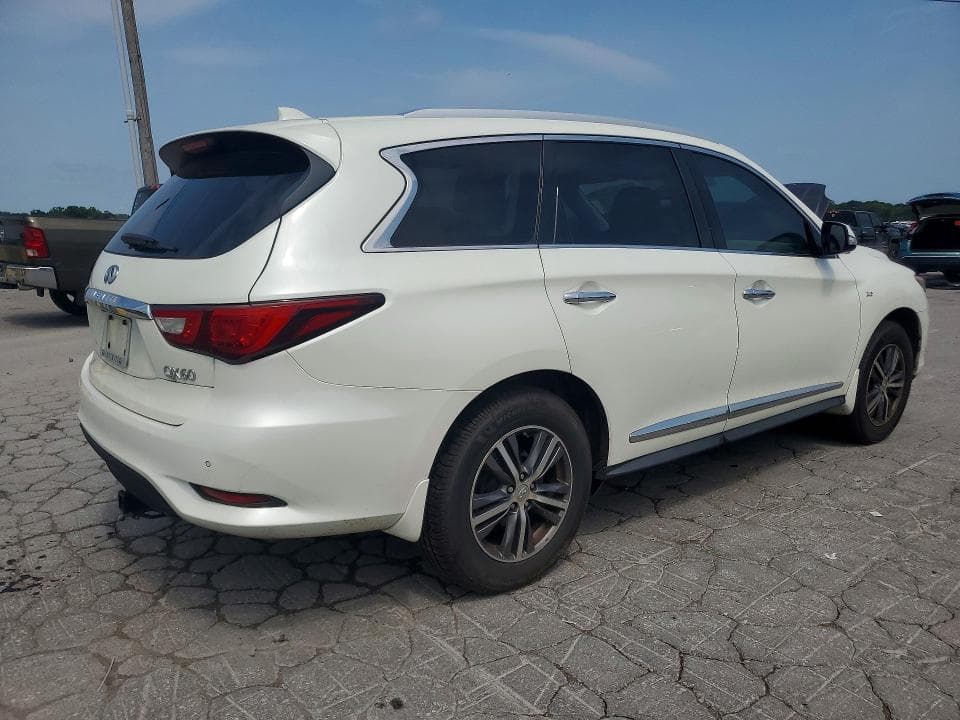 2017 INFINITI QX60 BASE 3