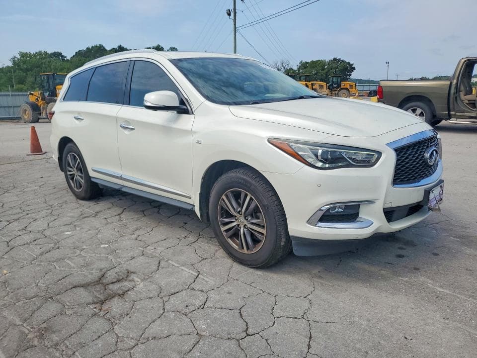 2017 INFINITI QX60 BASE 4