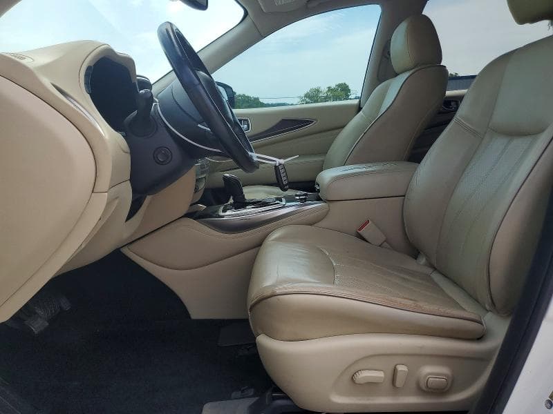 2017 INFINITI QX60 BASE 7