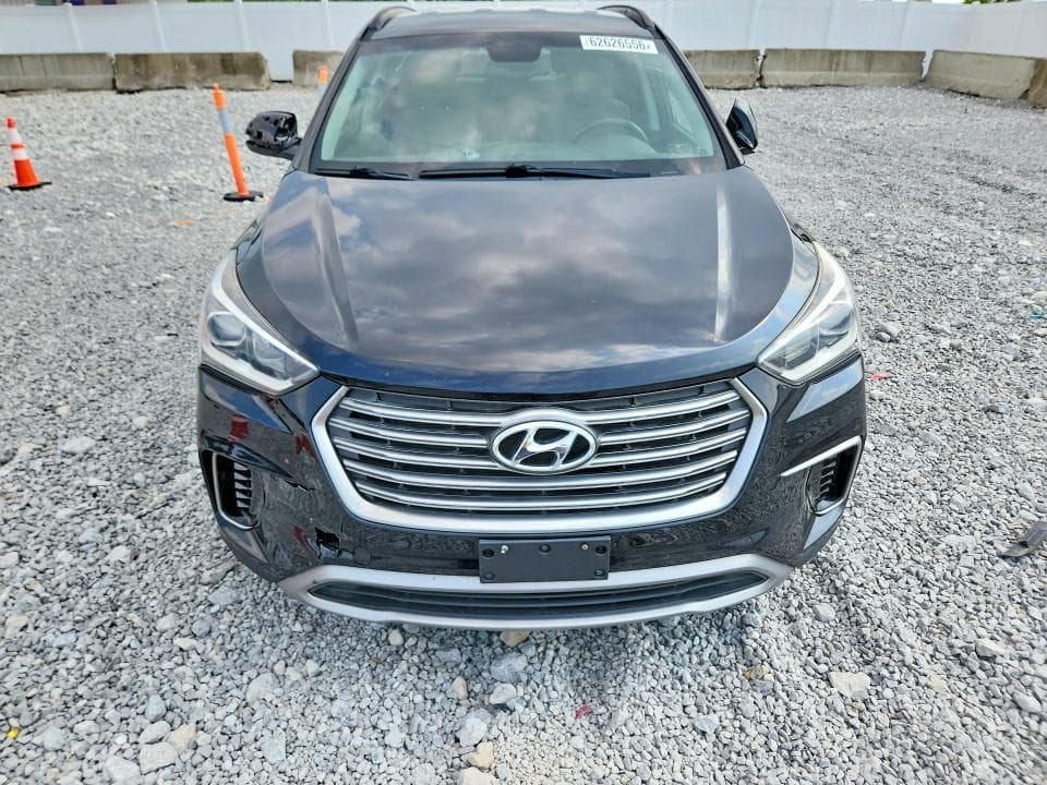 2017 HYUNDAI SANTA FE SE 5