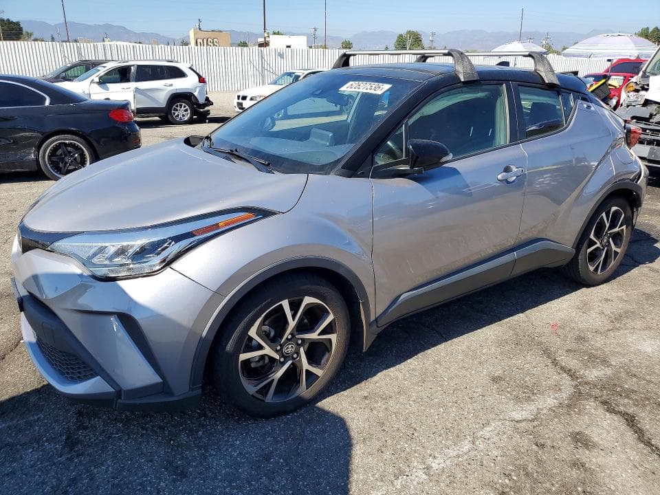 2020 TOYOTA C-HR XLE - 1