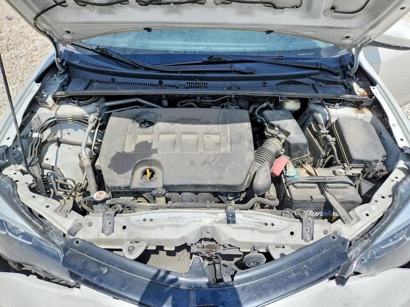 2018 TOYOTA COROLLA XLE 11