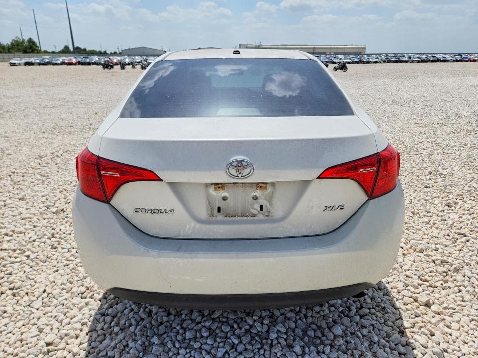 2018 TOYOTA COROLLA XLE 6
