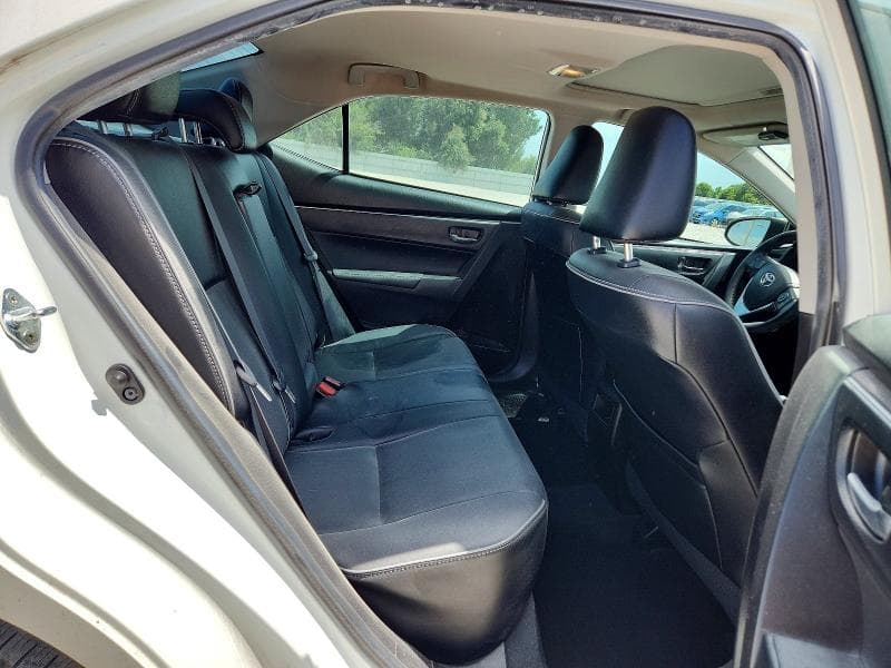2018 TOYOTA COROLLA XLE 10