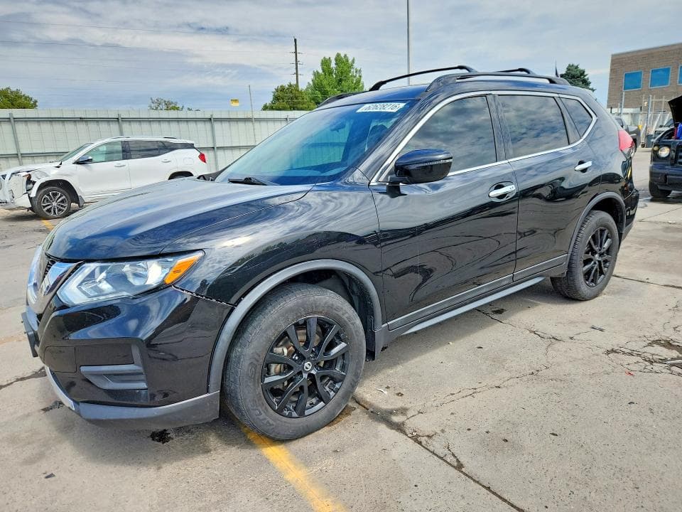 2017 NISSAN ROGUE SV - 1