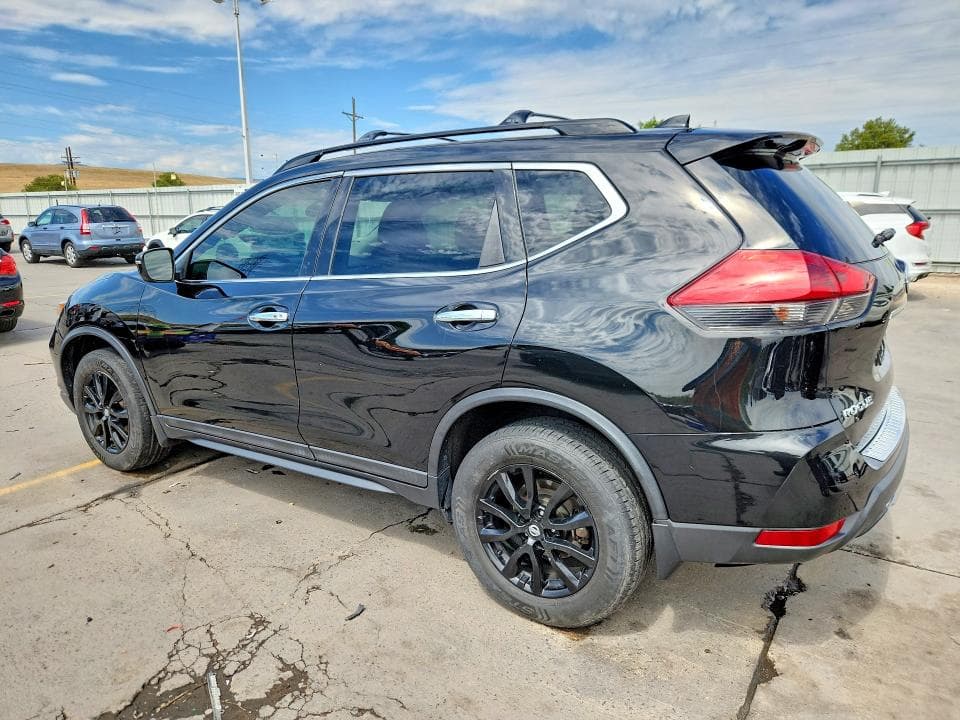 2017 NISSAN ROGUE SV 2