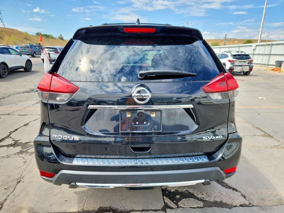 2017 NISSAN ROGUE SV 6