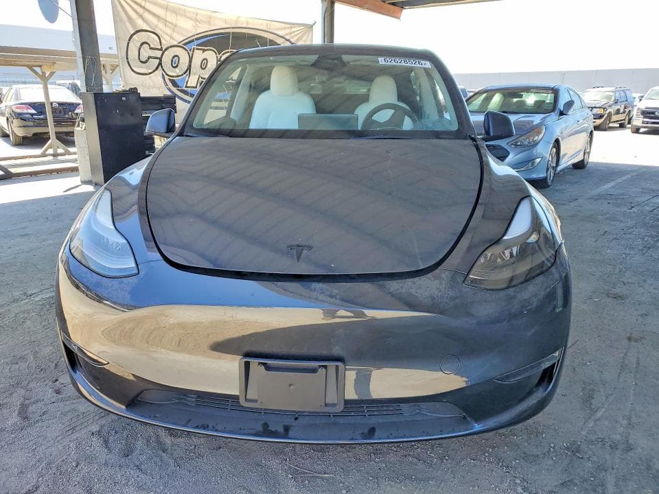 2023 TESLA MODEL Y 5