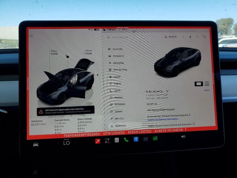 2023 TESLA MODEL Y 9