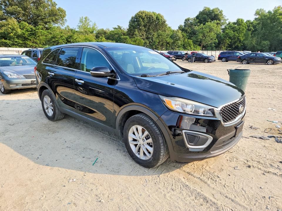 2017 KIA SORENTO L 4