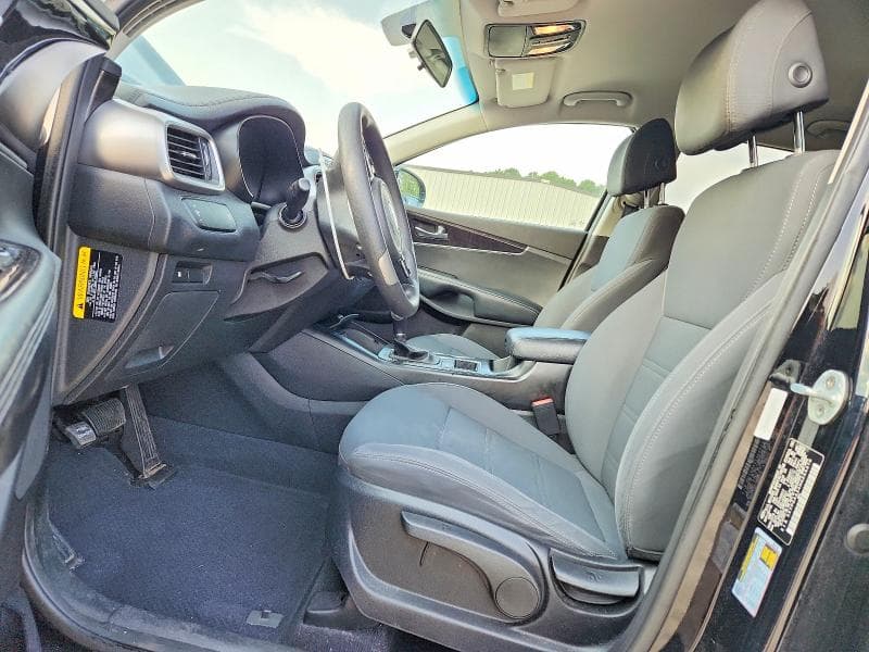 2017 KIA SORENTO L 7
