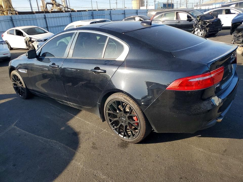 2017 JAGUAR XE PREMIUM 2