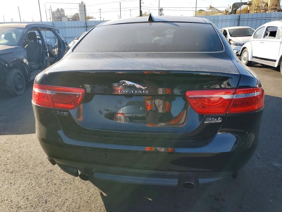 2017 JAGUAR XE PREMIUM 6
