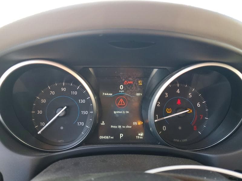 2017 JAGUAR XE PREMIUM 9