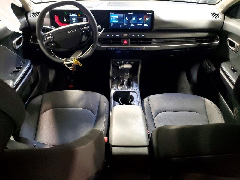 2025 KIA K4 LXS 8
