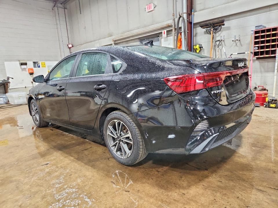 2023 KIA FORTE LXS 2