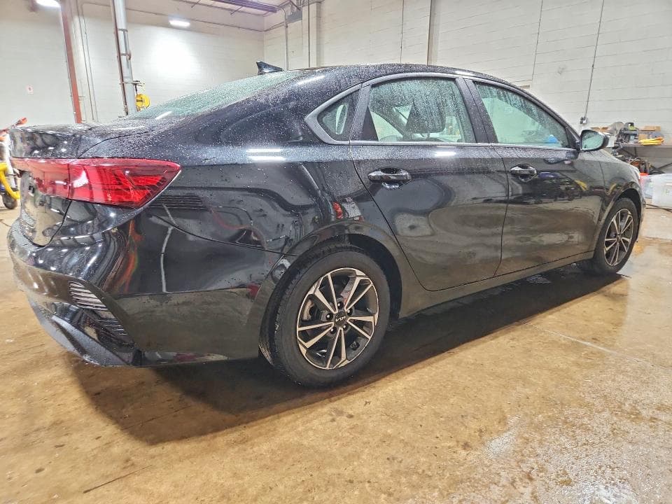 2023 KIA FORTE LXS 3