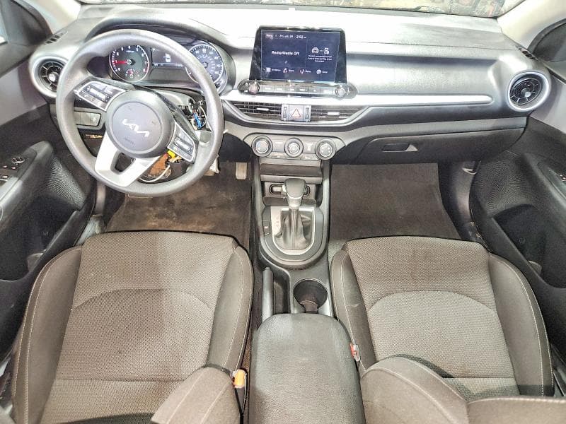 2023 KIA FORTE LXS 8