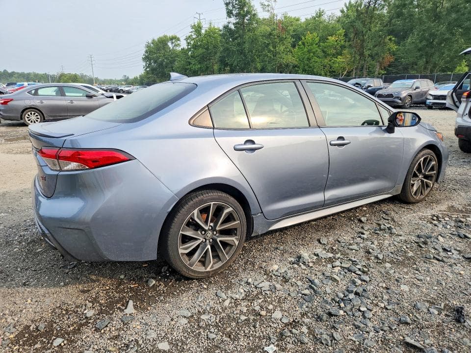 2021 TOYOTA COROLLA SE 3