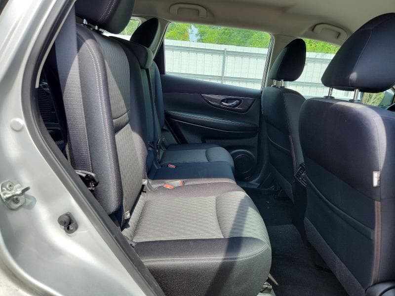 2018 NISSAN ROGUE S 11