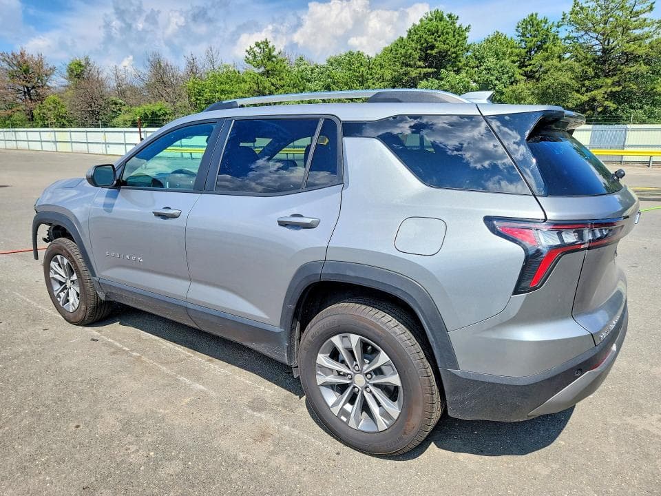 2025 CHEVROLET EQUINOX LT 2