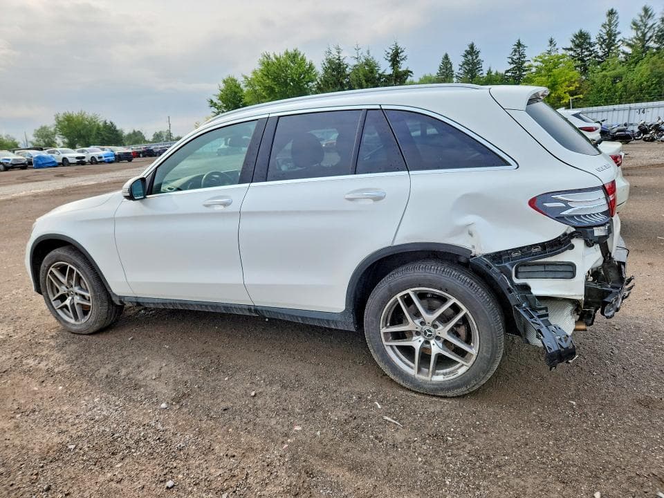 2018 MERCEDES-BENZ GLC 300 4MATIC 2