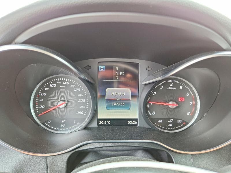 2018 MERCEDES-BENZ GLC 300 4MATIC 9