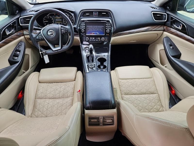2017 NISSAN MAXIMA PLATINUM 8
