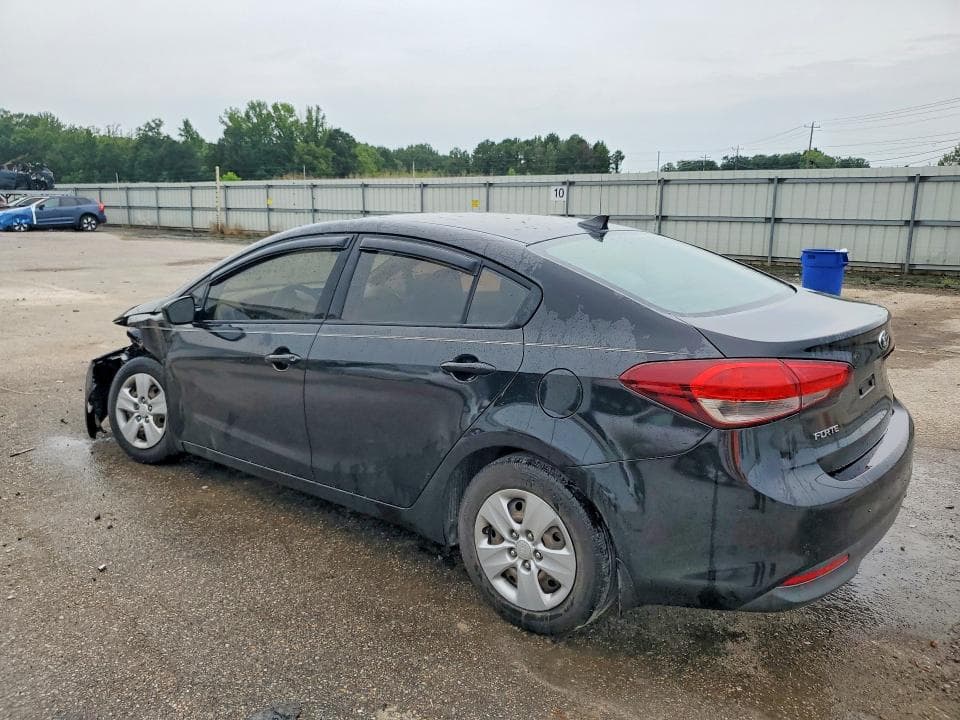 2017 KIA FORTE LX 2