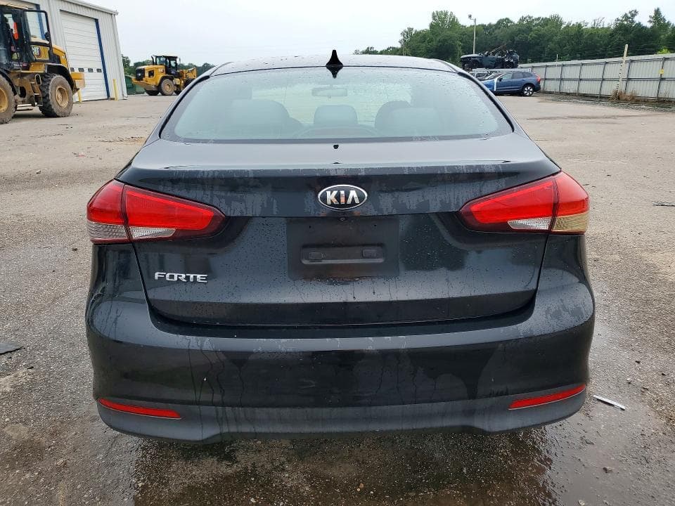 2017 KIA FORTE LX 6