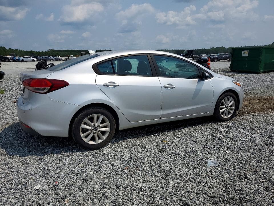 2017 KIA FORTE LX 3