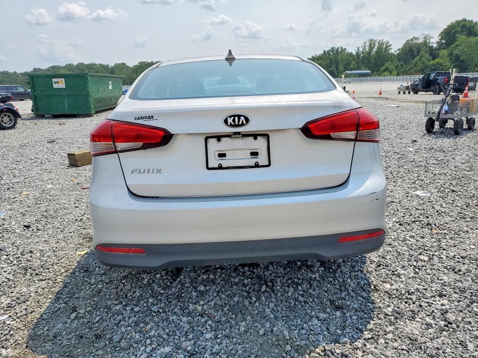 2017 KIA FORTE LX 6