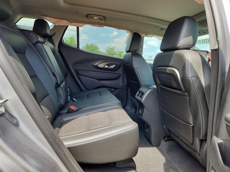 2023 GMC TERRAIN SLT 11