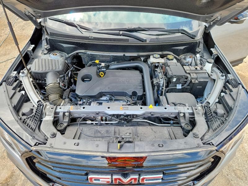 2023 GMC TERRAIN SLT 12