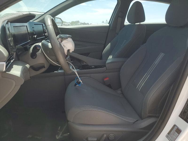 2021 HYUNDAI ELANTRA SEL 7
