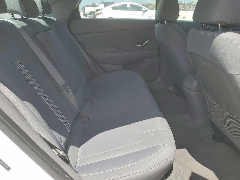 2021 HYUNDAI ELANTRA SEL 10
