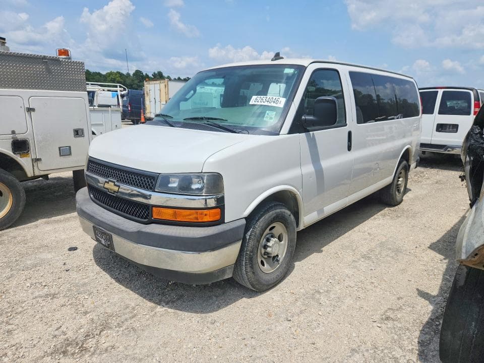 2017 CHEVROLET VAN - 1