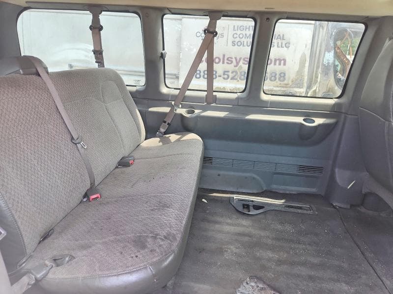 2017 CHEVROLET VAN 11