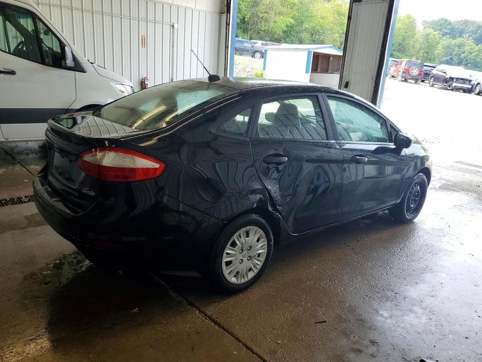2017 FORD FIESTA S 3