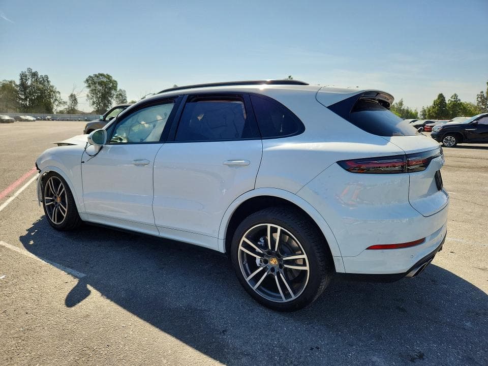 2019 PORSCHE CAYENNE TURBO 2