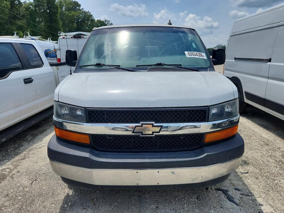 2017 CHEVROLET EXPRESS G3500 LT 5