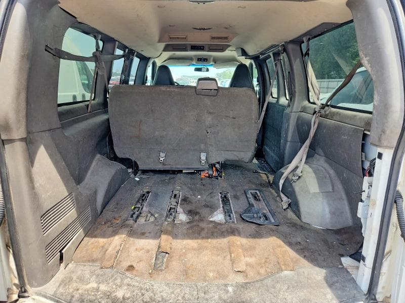 2017 CHEVROLET EXPRESS G3500 LT 10