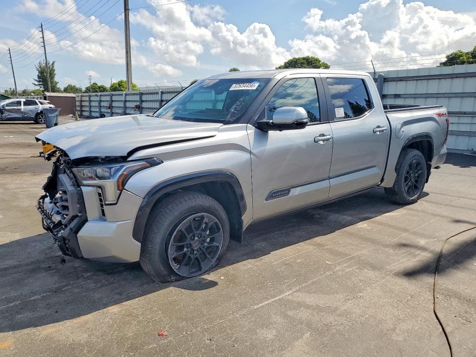 2026 TOYOTA TUNDRA PLATINUM - 1