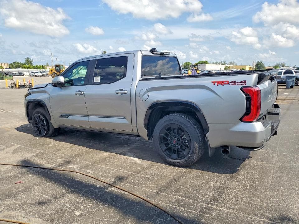 2026 TOYOTA TUNDRA PLATINUM 2
