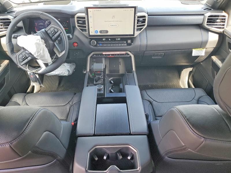 2026 TOYOTA TUNDRA PLATINUM 8