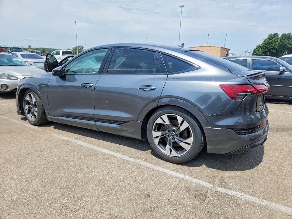 2022 AUDI E-TRON SPORTBACK PREMIUM 2