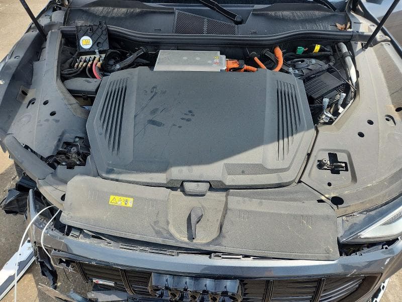 2022 AUDI E-TRON SPORTBACK PREMIUM 12
