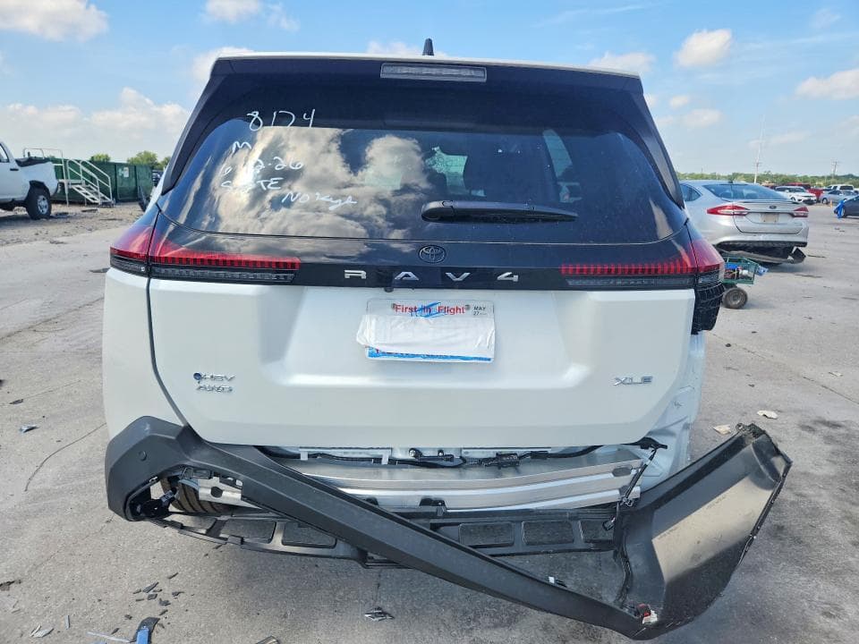 2026 TOYOTA RAV4 XLE PREMIUM 6